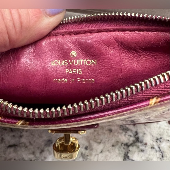 Louis Vuitton Limited Edition Vintage Charm Printed Pouchette - Picture 6 of 10